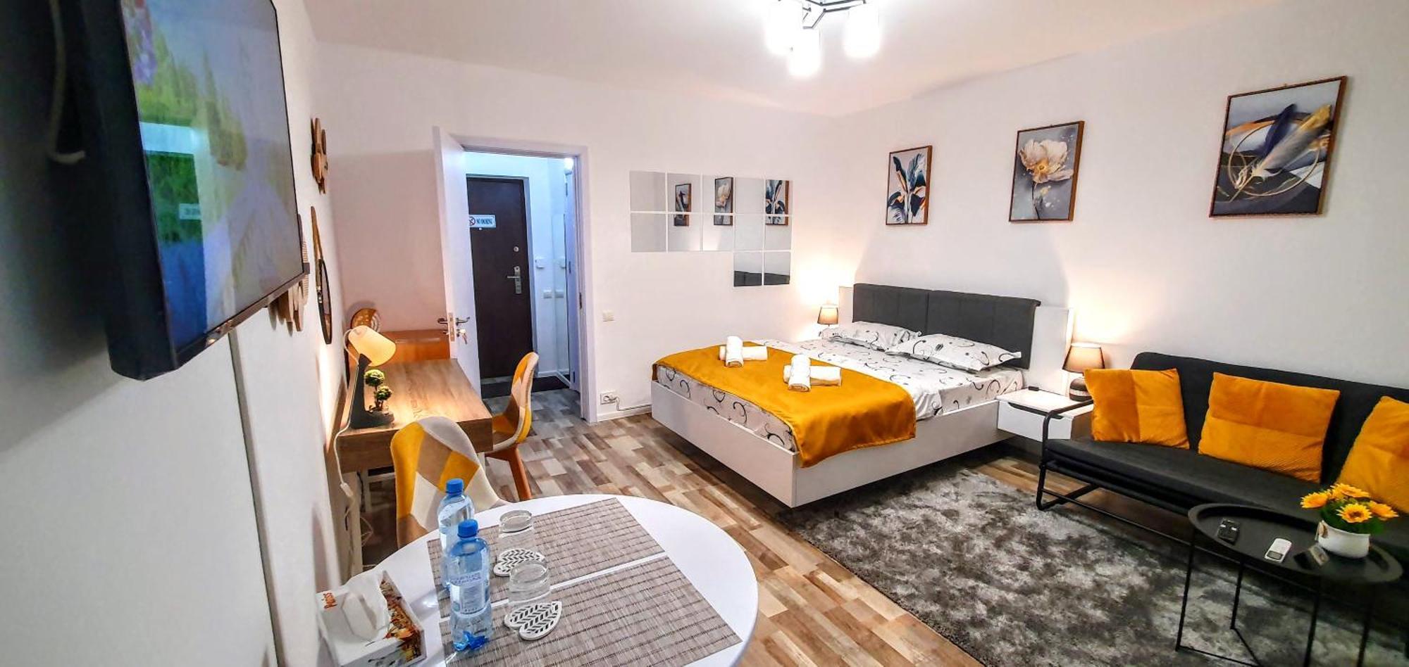 The Yellow King - Luxurious Apartment Bucharest